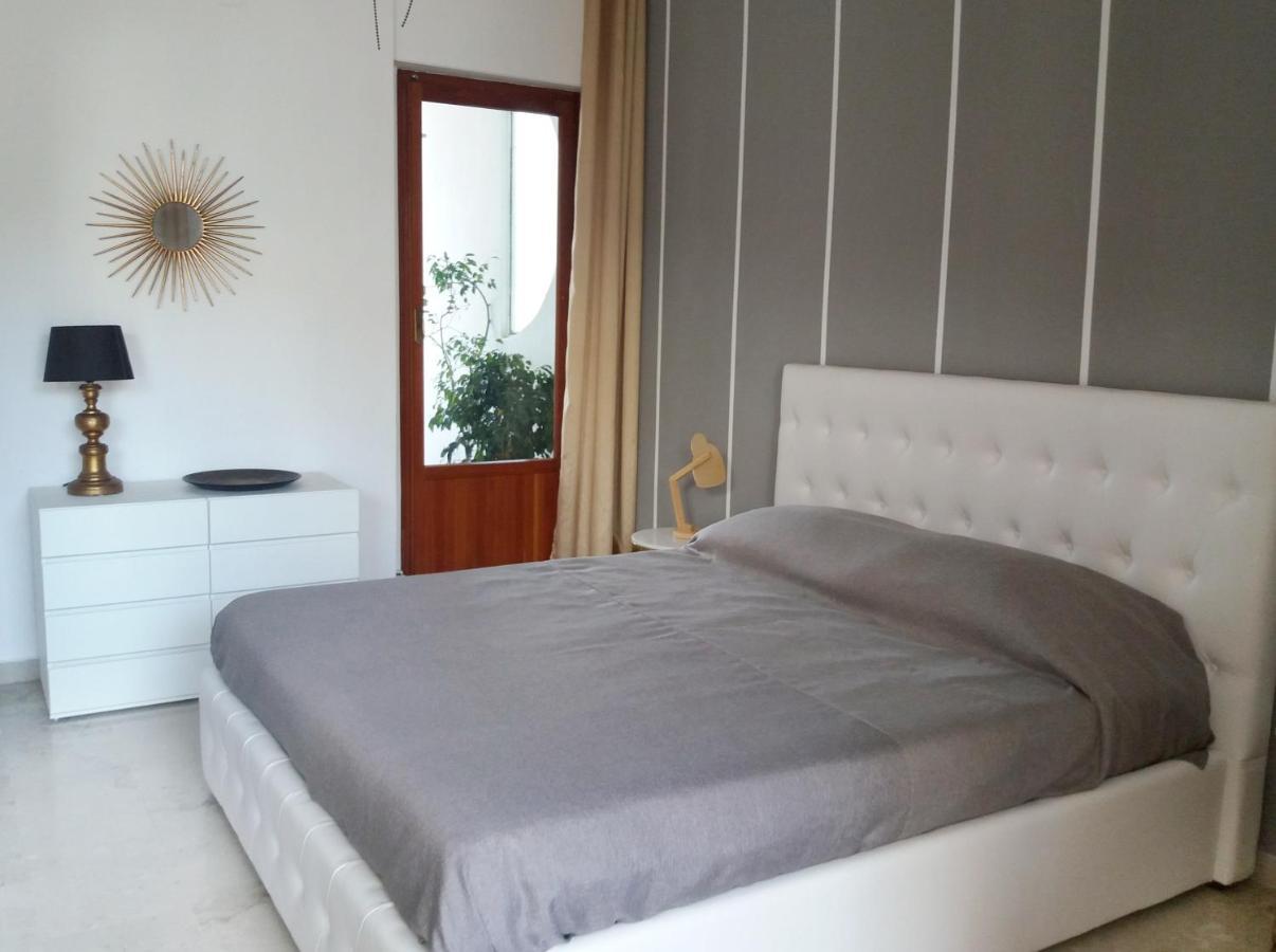 Villa Coral Mondello Palermo Bagian luar foto
