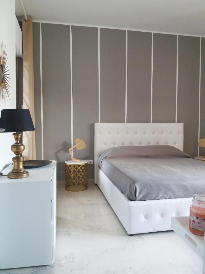 Villa Coral Mondello Palermo Bagian luar foto