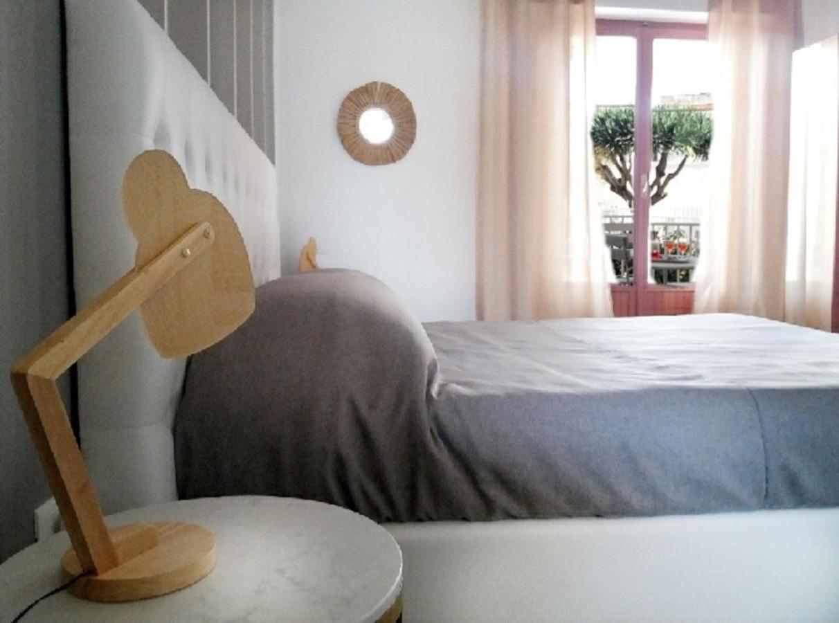 Villa Coral Mondello Palermo Bagian luar foto